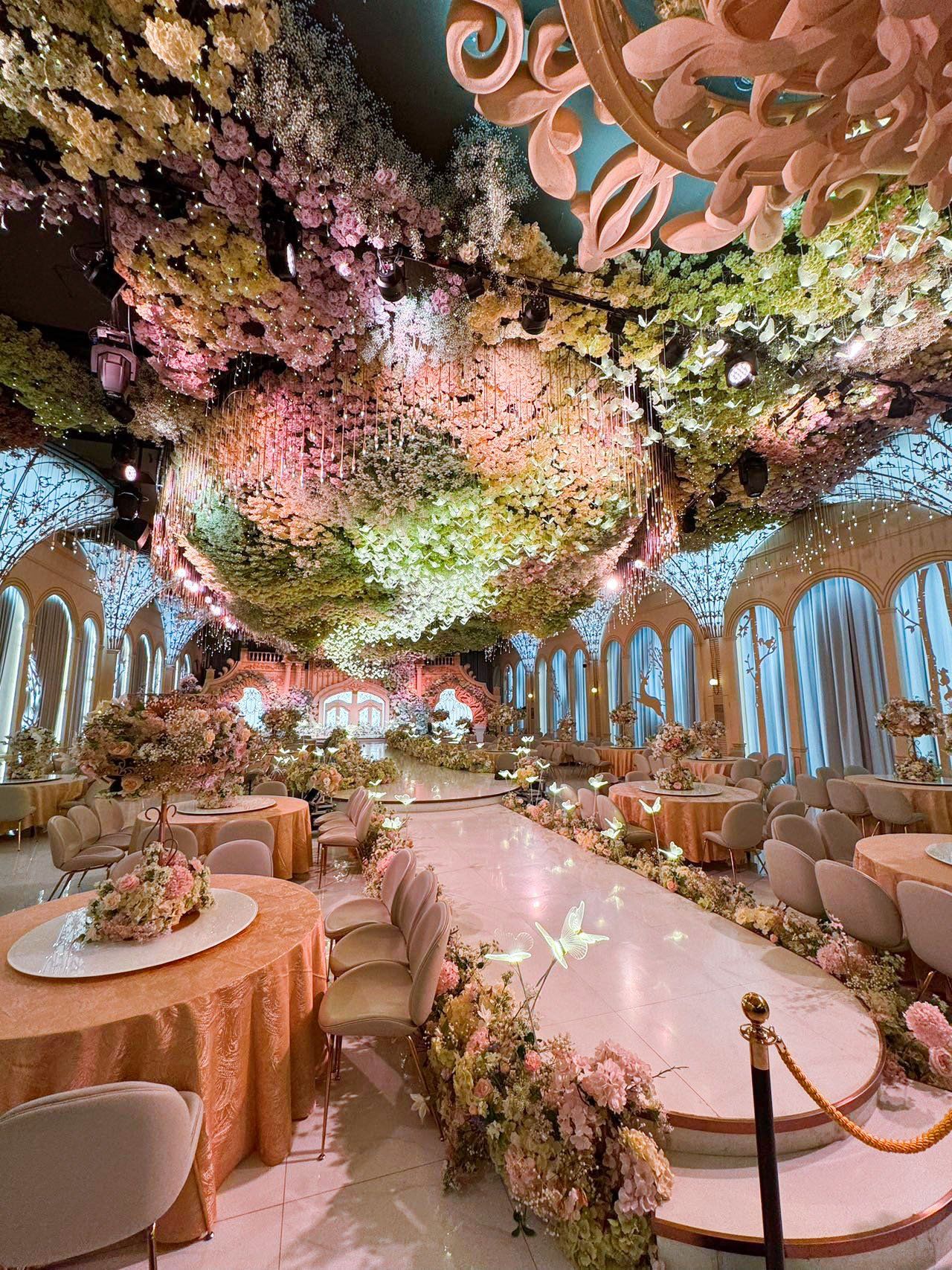 花嫁丽舍婚礼殿堂,绝美浪漫的婚礼!