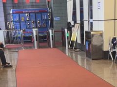 -奥冠体育华师附中恒温游泳馆