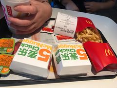 -麦当劳(国家体育场南路店)