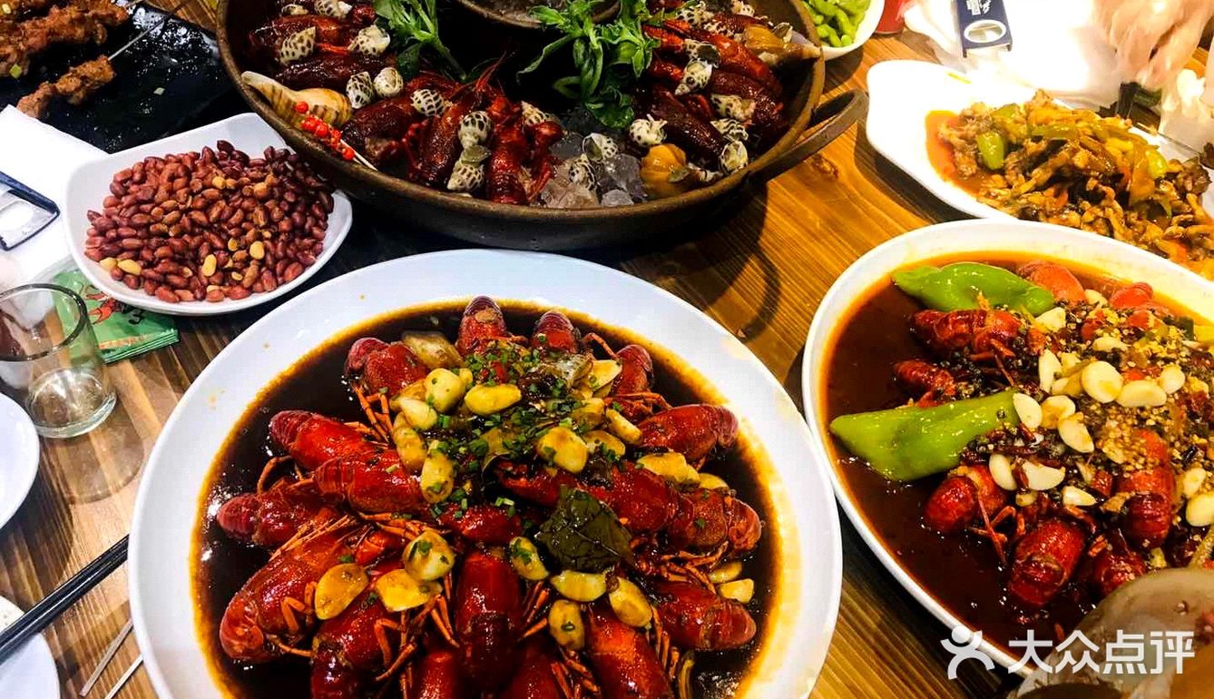 个头都很大，味道特别鲜美