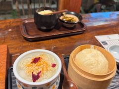 -银米·云南传统过桥米线(双廊黑金冠店)