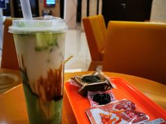 -良品铺子(五角场万达店)