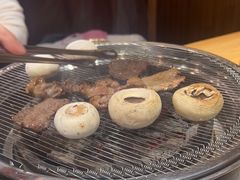 -青瓦餐厅·生鱼片·韩园烤肉(西塔店)