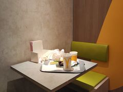 -麦当劳(凯德MALL太阳宫店)