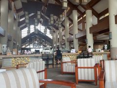 -亚龙湾喜来登·美景台大堂吧