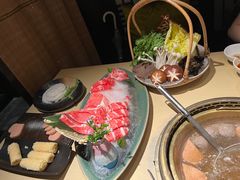 -余欢领鲜火锅(新街口店)