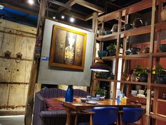 大堂-雀舞云南菜(天津天河城购物中心店)