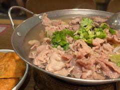 -肖四女乐山跷脚牛肉(滨江天街店)