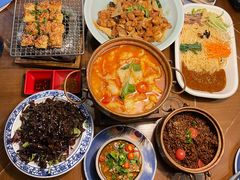 -雀舞云南菜(天津天河城购物中心店)