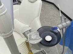 -武汉仁爱口腔(光谷店)