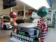 -北京中诚海华沃尔沃4S店(高井店)