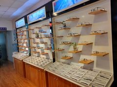 -MiRi眼镜·蔡司·星趣控·尼康控优点视觉合作店(南京东路店)