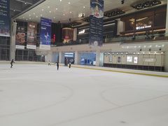 -冰纷万象滑冰场(深圳万象城店)