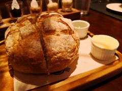 餐前面包-恰餐厅及酒吧 CHAR Bar & Grill (北京丽都皇冠假日店)