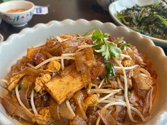 -大头虾越式风味餐厅(光明广场店)