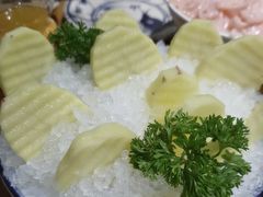 -旧街市鲜货老火锅(大光路店)