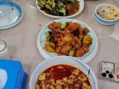 -小锅饭豆腐馆(重工北街普罗旺斯店)
