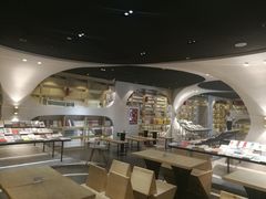 -钟书阁(珍园店)