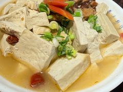-蓝田九大碗民俗食府(蓝田店)
