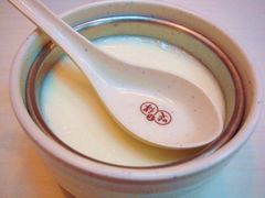 双皮奶&nbsp;1-咬不得高祖生煎·简餐(高银街店)