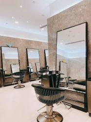 点击看大图 大厅-TONI&GUY