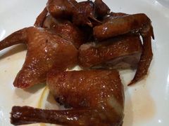 招牌红烧乳鸽-太平馆西餐厅(北京路店)