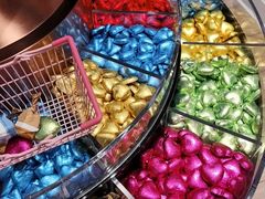 -Laderach 莱德拉(上海环贸iapm店)