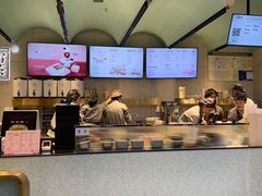 -奈雪的茶(亨特国际广场店)