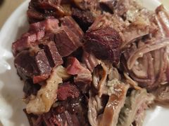 -闫家驴肉老店(华电一校店)