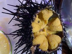 黄金海胆-蚝堡海鲜·威海菜·海肠捞饭·烧烤·亚洲吃蚝公司(幸福门店)