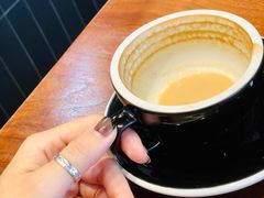 Latte-black rainbow coffee