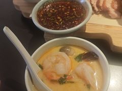 虾球冬阴功汤-大头虾越式风味餐厅(光明广场店)