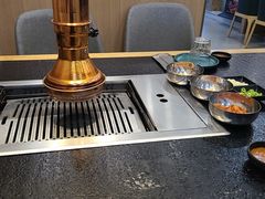 -臻牛烤肉