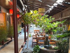 -三道苗苗鱼·美蛙黄辣丁(八里店)