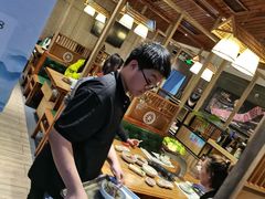 -草家酱蟹炭火烤肉店(珲春南路一店)