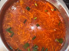 -黄利砖万峰林布依特色酸笋牛肉馆