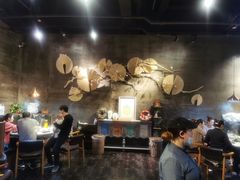 大堂-围炉·川味鲜货火锅(万达珍珠坊店)