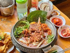 -喇喇排骨火锅·传统韩式脊骨汤(望京西园总店)