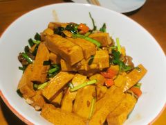 -鸽舞笙平金牌烧鸽子·融合菜(鲁谷店)
