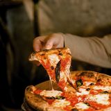 美食探店｜完全长在审美点上，两分钟出炉的窑烤披萨整起。🍕