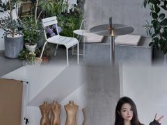 -洪小鹏生活美学馆(领SHOW天地店)