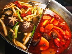 -湊湊火锅·茶憩(新中关购物中心店)
