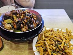干锅牛蛙-卢庄(江汉路店)