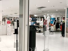 -优衣库(上海正大广场店)
