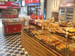 -昆明冠生园·蛋糕·面包(朗悦湾店)