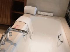 -西双版纳融创皇冠假日度假酒店