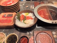 -牛YO寿喜烧·铁板烧和牛火锅自助(市府恒隆店)