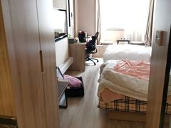 -杭州西湖湖滨银泰亚朵酒店