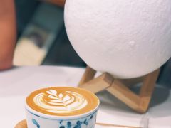 拿铁-BIJOU coffee&cocktail(龙岗万科广场店)