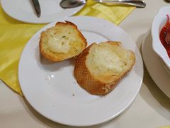 奶酪蒜面包-老井俄式餐厅